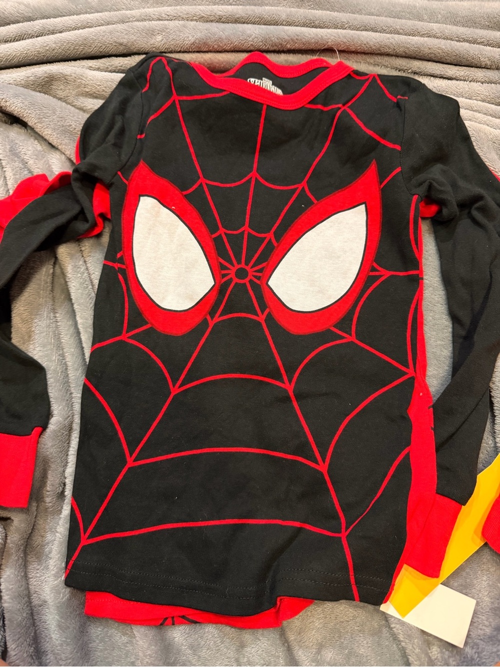 Marvel spider man boy 2 pack long sleeve shirt sz 8 nwt